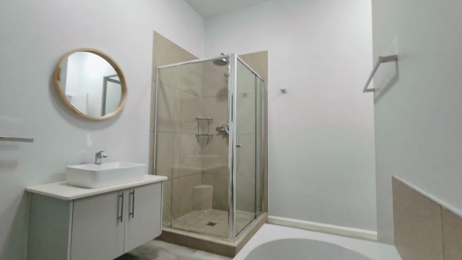 To Let 3 Bedroom Property for Rent in Island View Western Cape